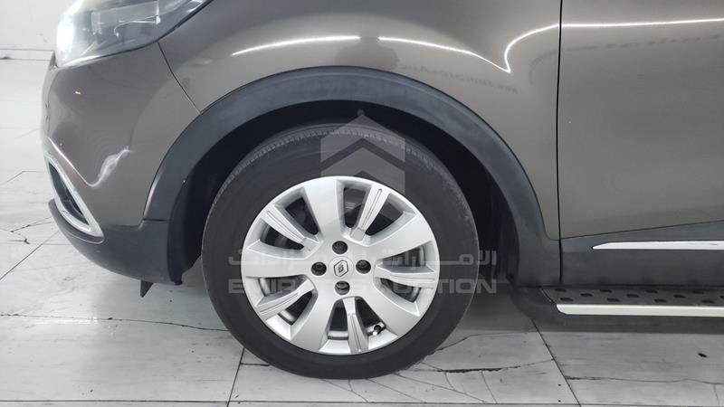 VF12RRHE8GW548059 Auction: EmiratesAuction Lot: 413690 VF12RRHE8GW548059 Renault Captur 2016 BROWN Photo 31