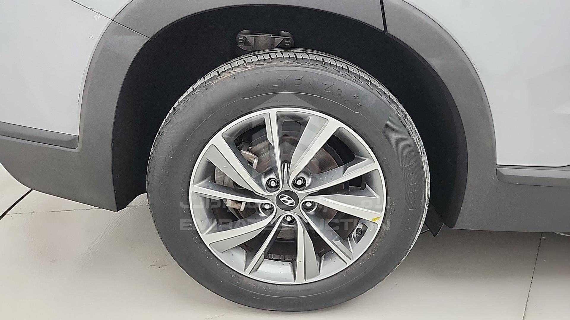 2019 HYUNDAI SANTA FE VIN: KMHS281D3KU077908