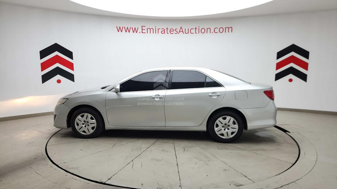 2015 Toyota Camry — Left Full View — Photo 40