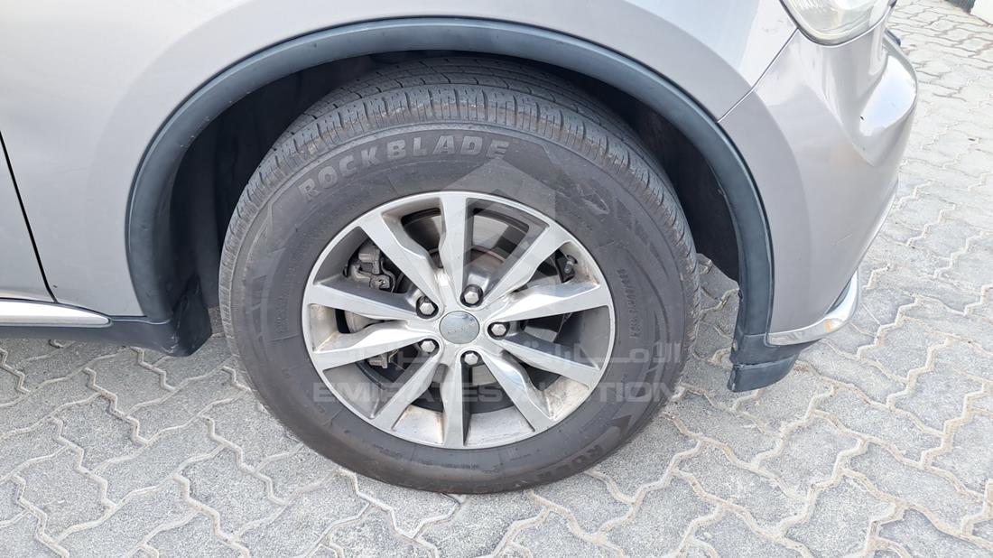 2014 Dodge Durango — Front Right Tyre — Photo 35