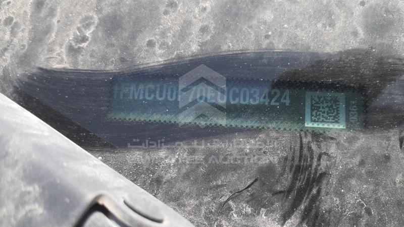 1FMCU0F70EUC03424 Auction: EmiratesAuction Lot: 405470 1FMCU0F70EUC03424 Ford Escape 2014 BLACK Photo 3