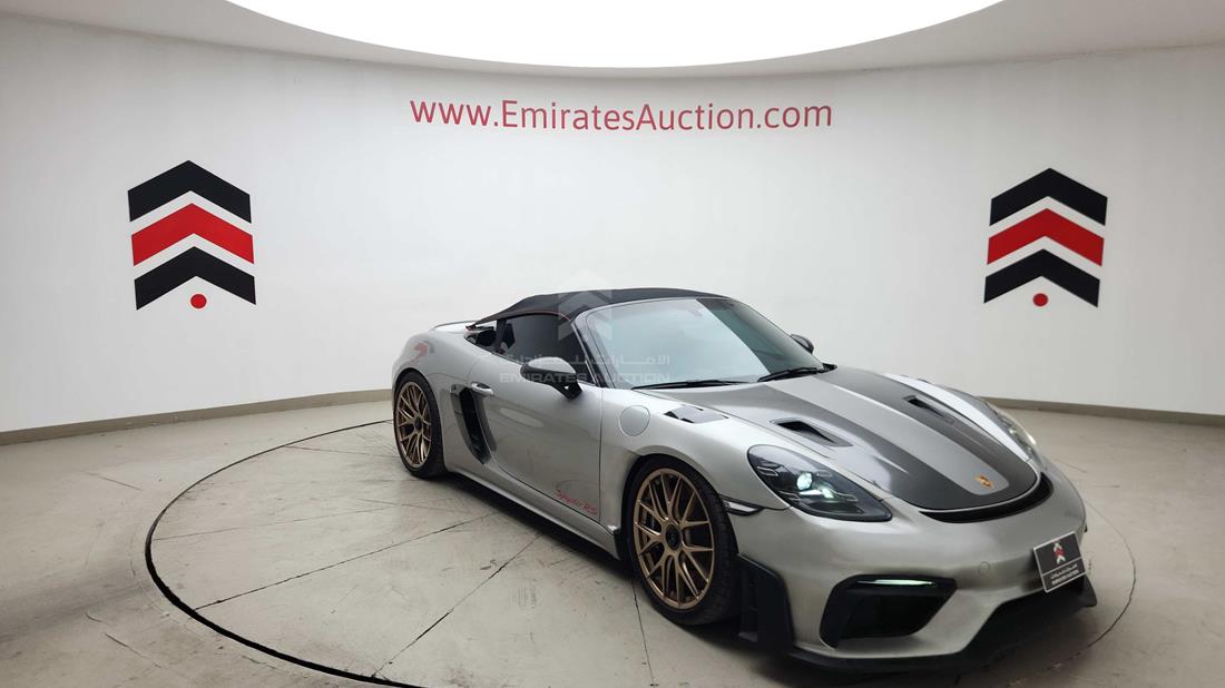 2024 Porsche 718 SPYDER RS — Front Right Angle — Photo 11