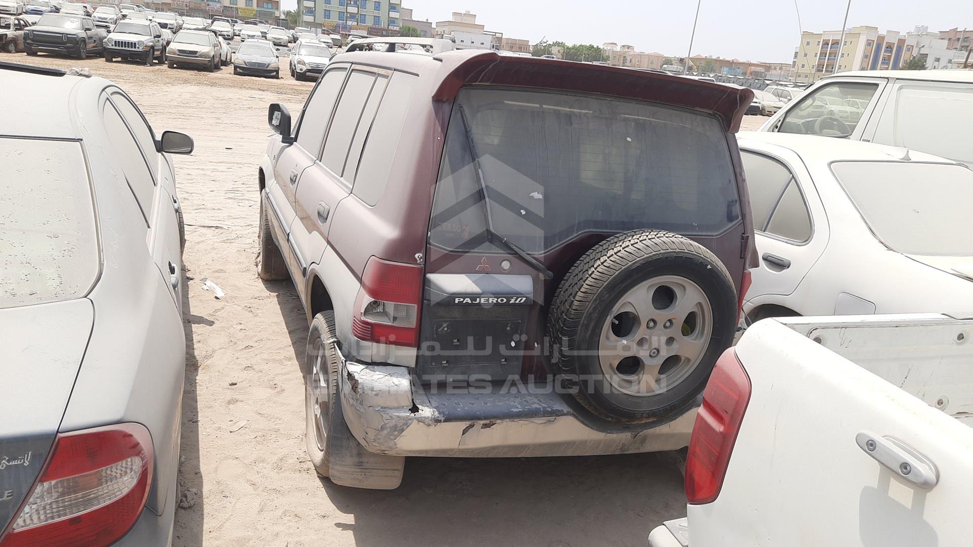 2003 MITSUBISHI PAJERO VIN: JMYLRH77W3Z704312