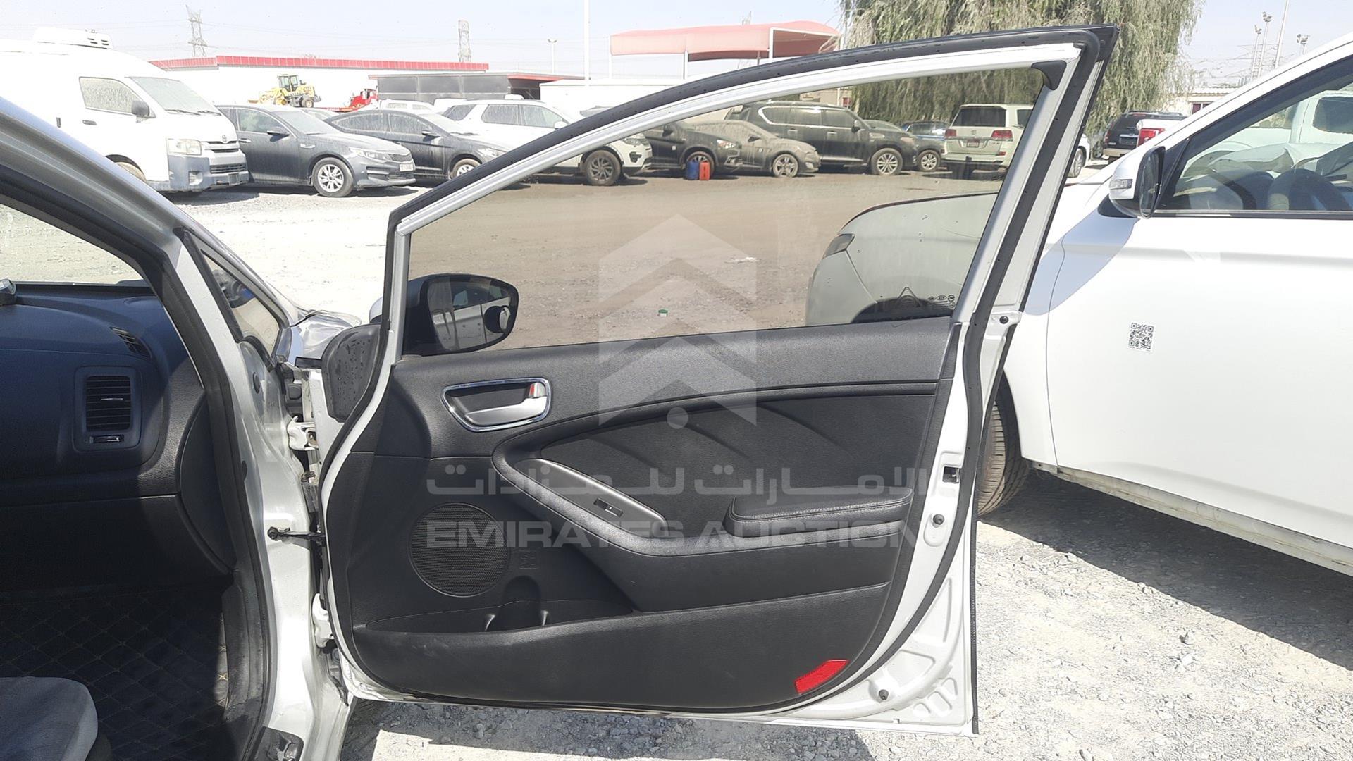 2016 KIA CERATO VIN: KNAFK4118G5418982