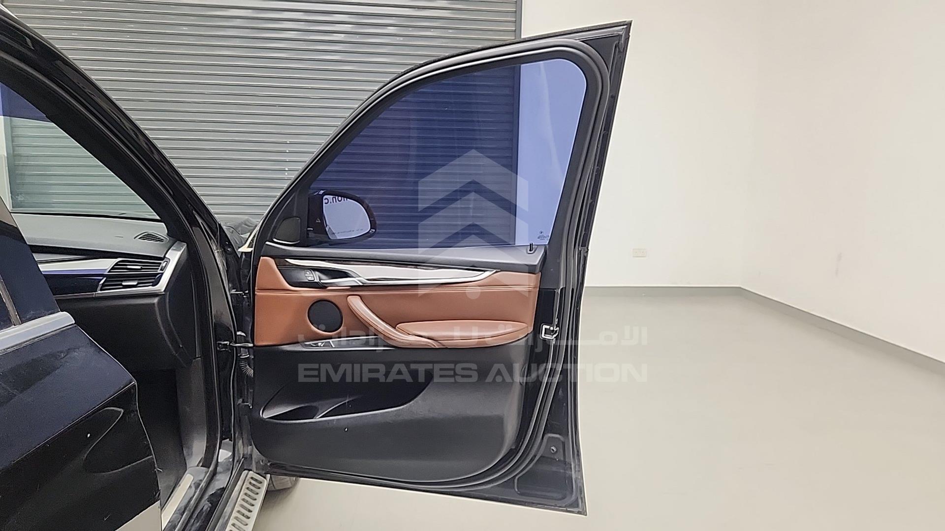 2016 BMW X5 VIN: WBAKR0108G0M73827