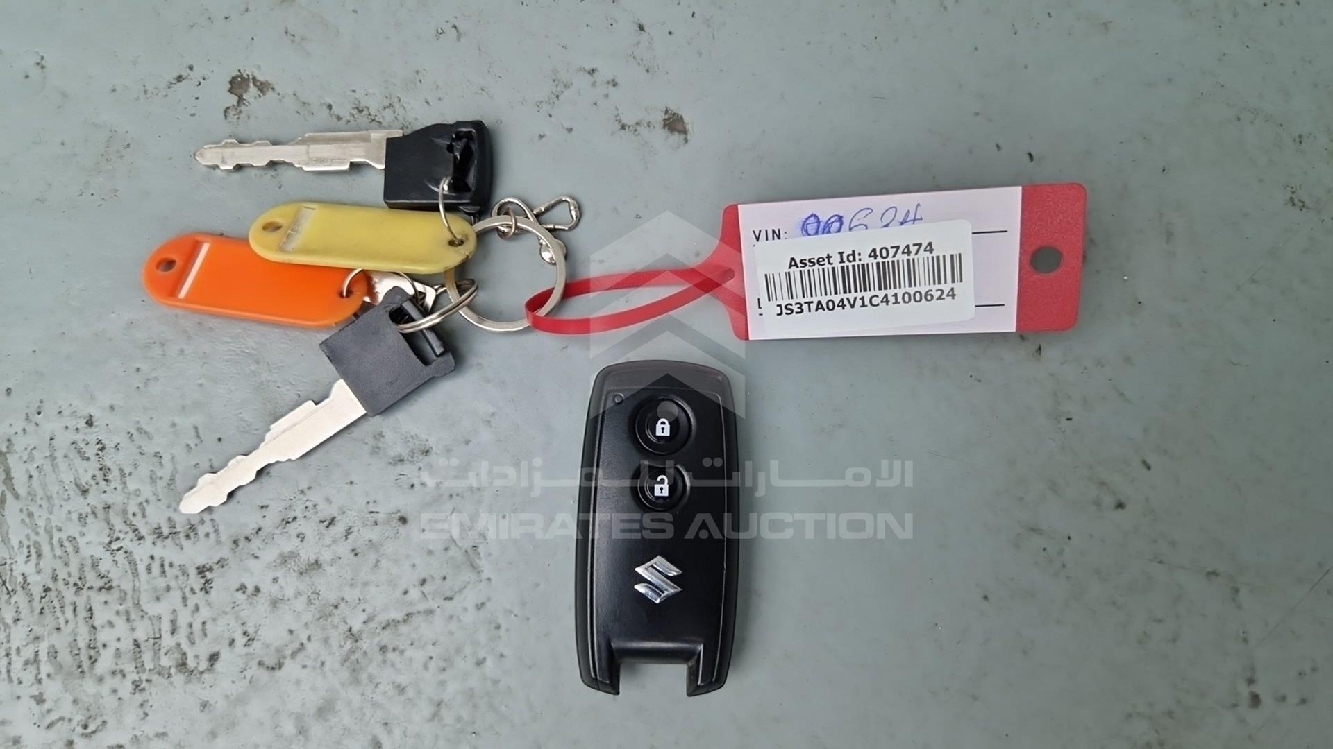 2012 SUZUKI GRAND VITARA VIN: JS3TA04V1C4100624