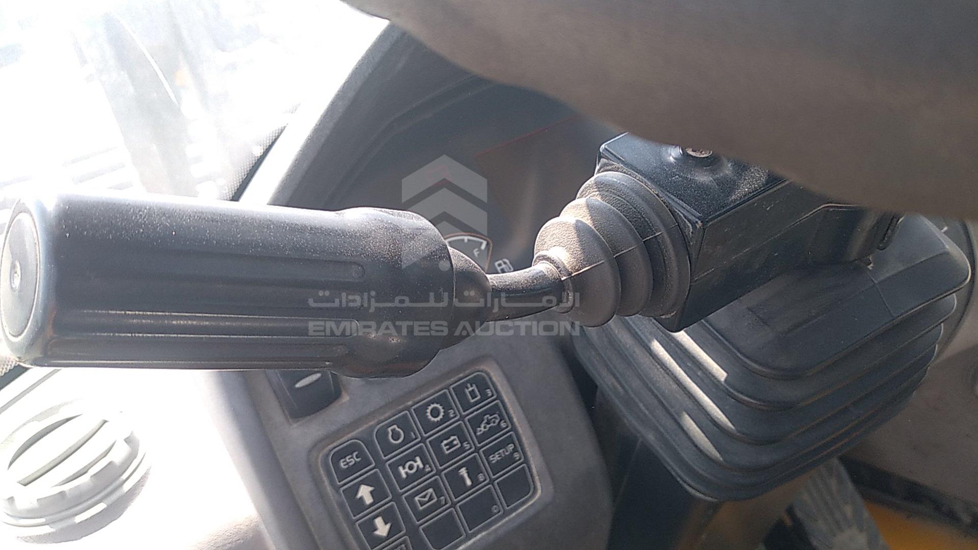 2013 VOLVO --- VIN: VCEL220GE00009261