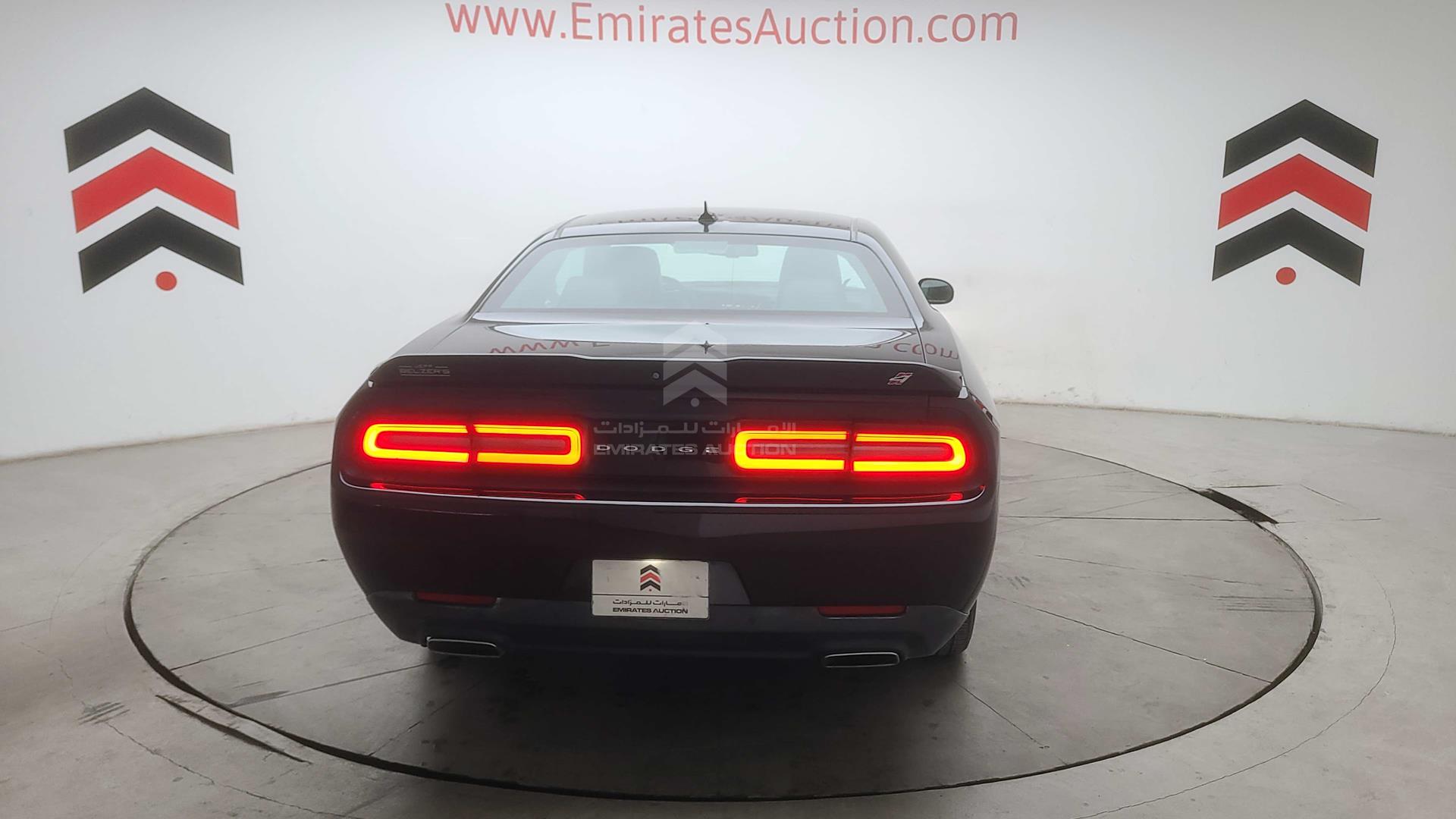 2018 DODGE CHALLENGER VIN: 2C3CDZGG1JH120724