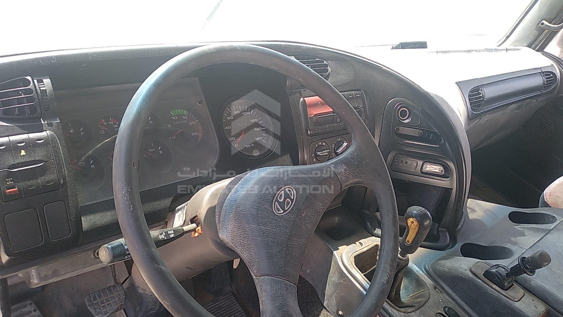 2011 HYUNDAI --- VIN: KMFDA18C7CC060478
