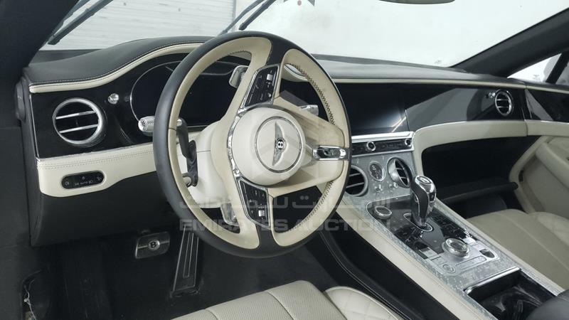 SCBCG2ZG8LC082814 Auction: EmiratesAuction Lot: 413751 SCBCG2ZG8LC082814 Bentley Continental 2020 SILVER Photo 9