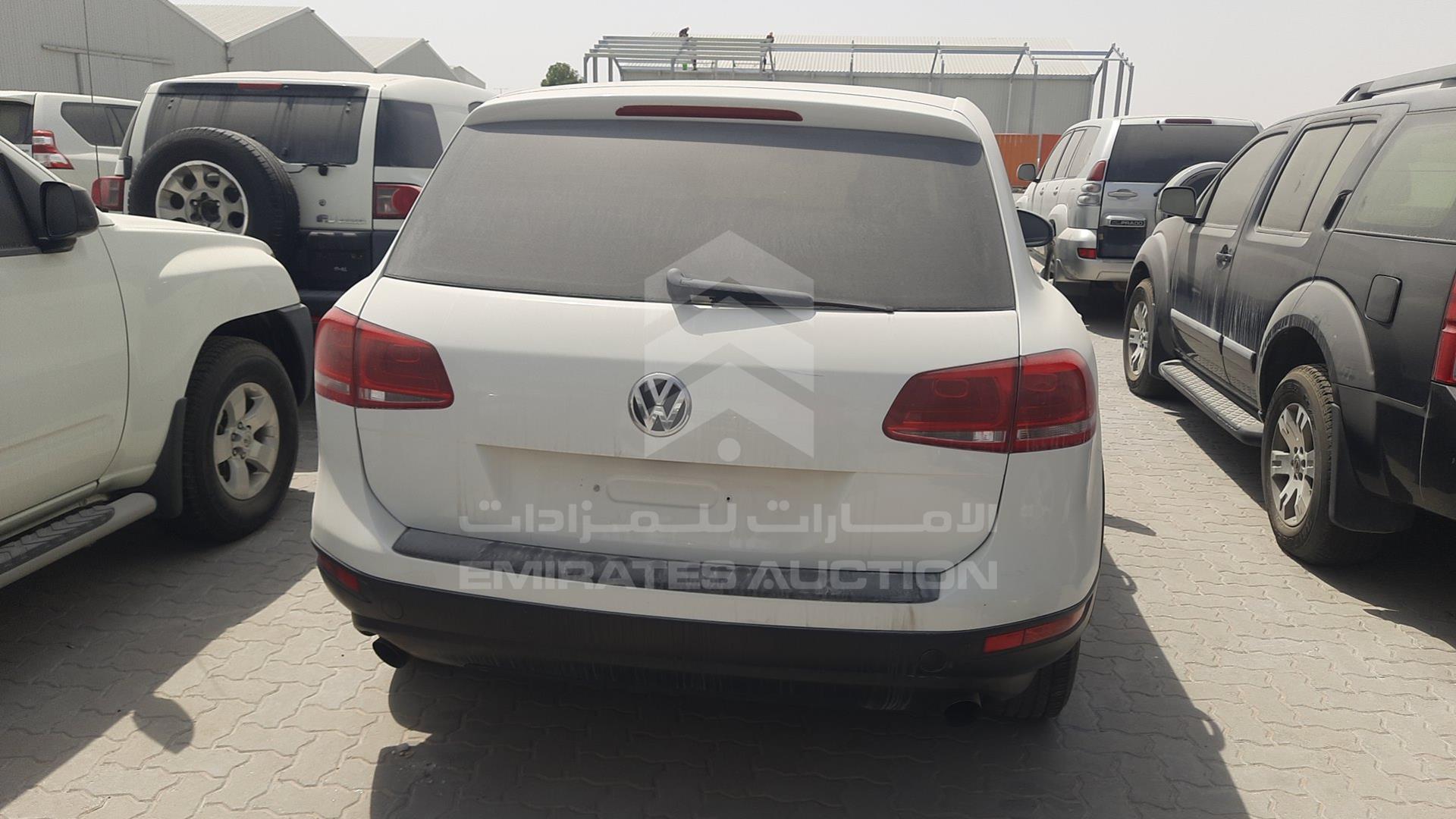2013 VOLKSWAGEN TOUAREG VIN: WVGBC2BP7DD000268