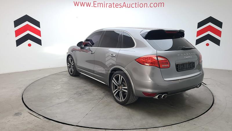 WP1ZZZ92ZDLA83531 2013 Porsche Cayenne S photo 5