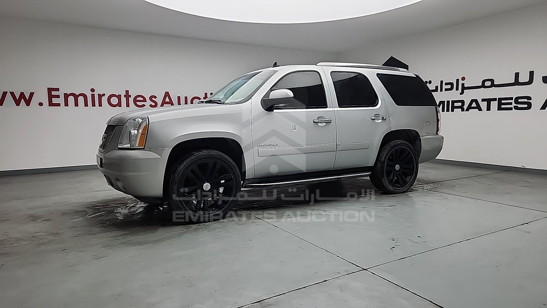 2011 GMC YUKON VIN: 1GKS2EEF0BR354052