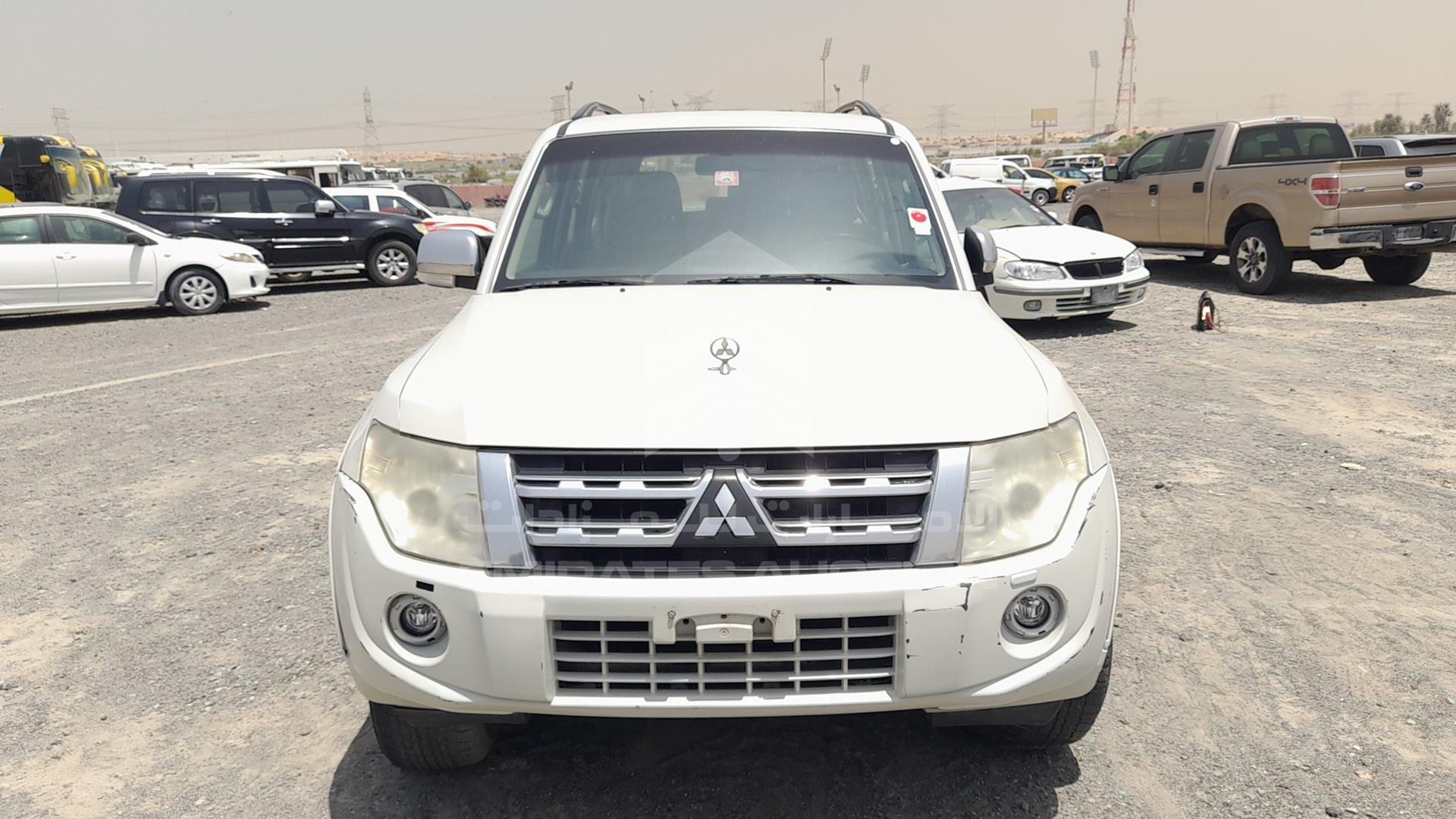 2013 MITSUBISHI PAJERO VIN: JMYLYV97WDJ704803