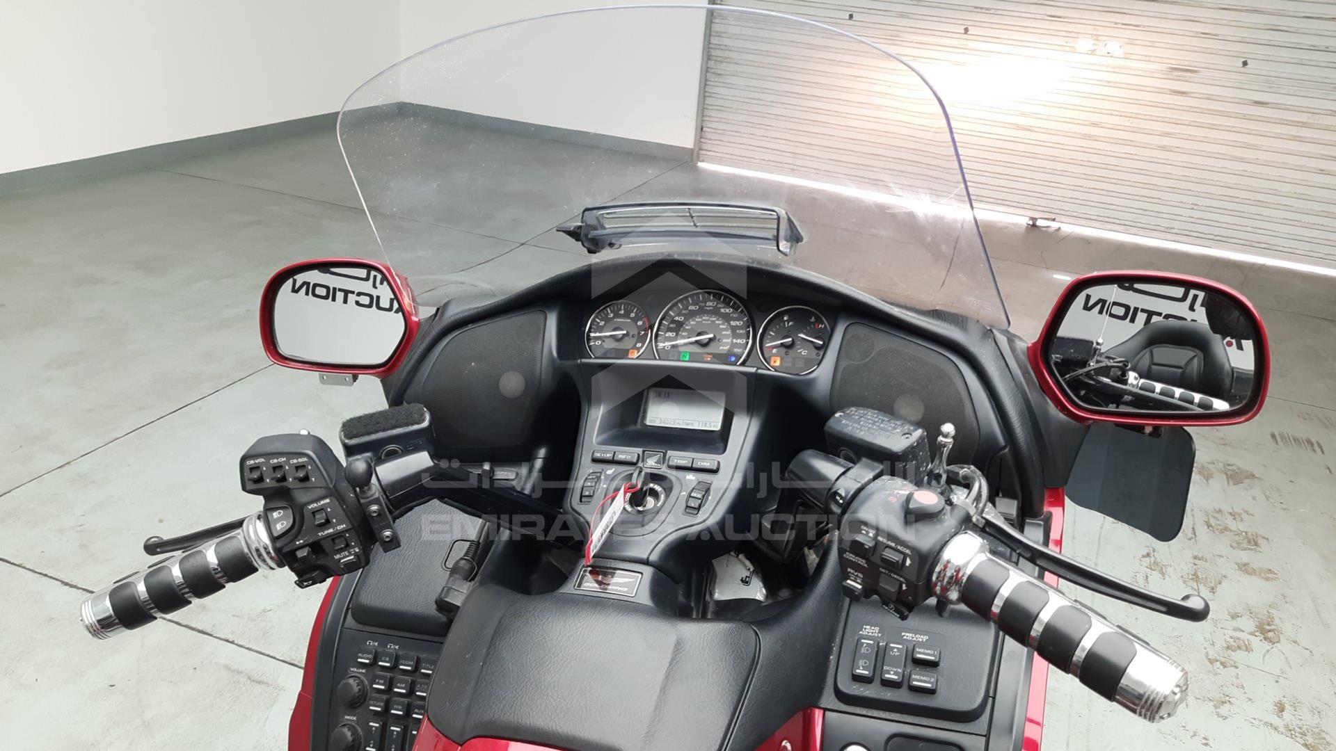 2016 HONDA GL 1800 VIN: JH2SC68G3GK401326