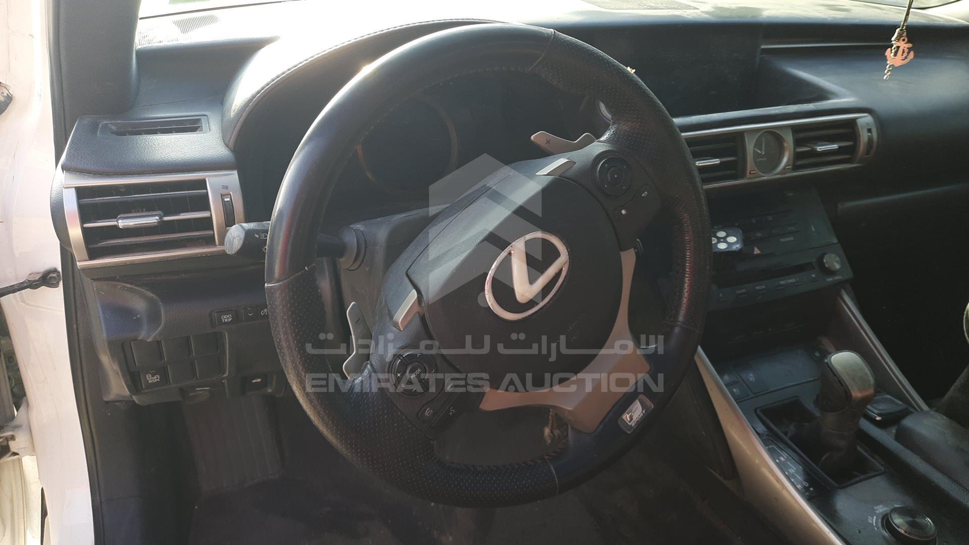 2016 LEXUS IS300 VIN: JTHCM1D20G5002152