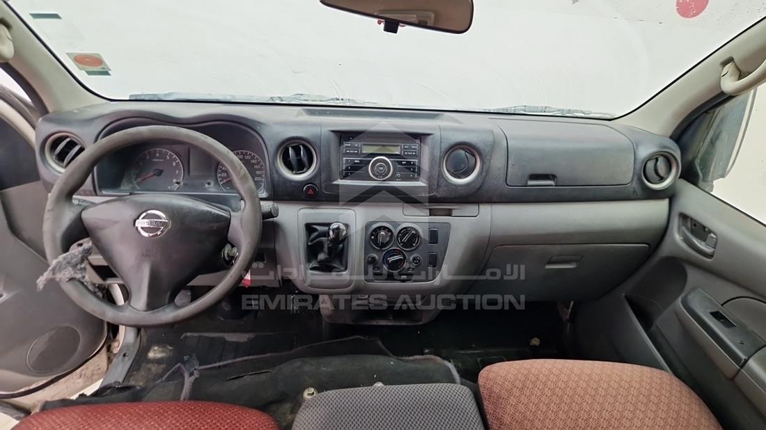 2014 Nissan Urvan — Full Dashboard View — Photo 10