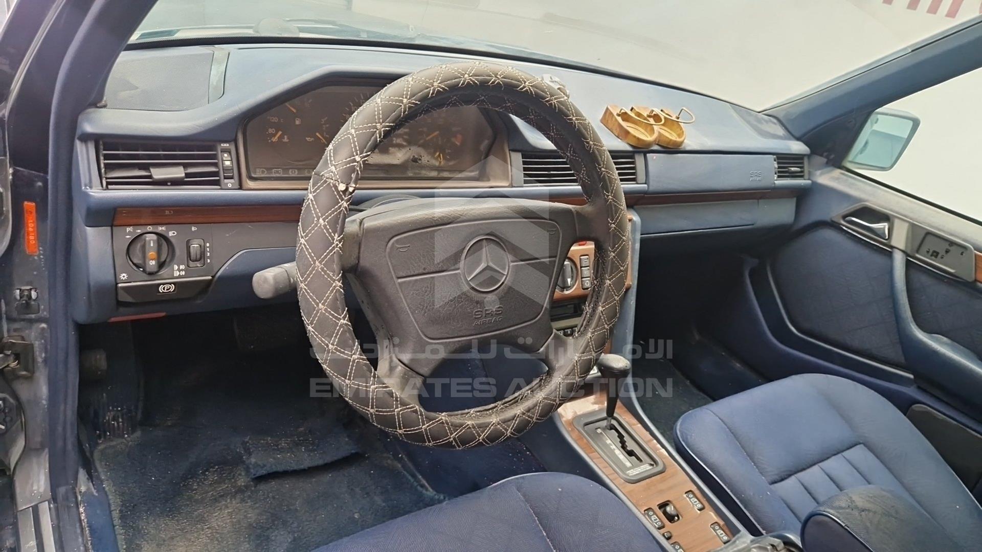 1995 MERCEDES E 280 VIN: WDB1240281C156311