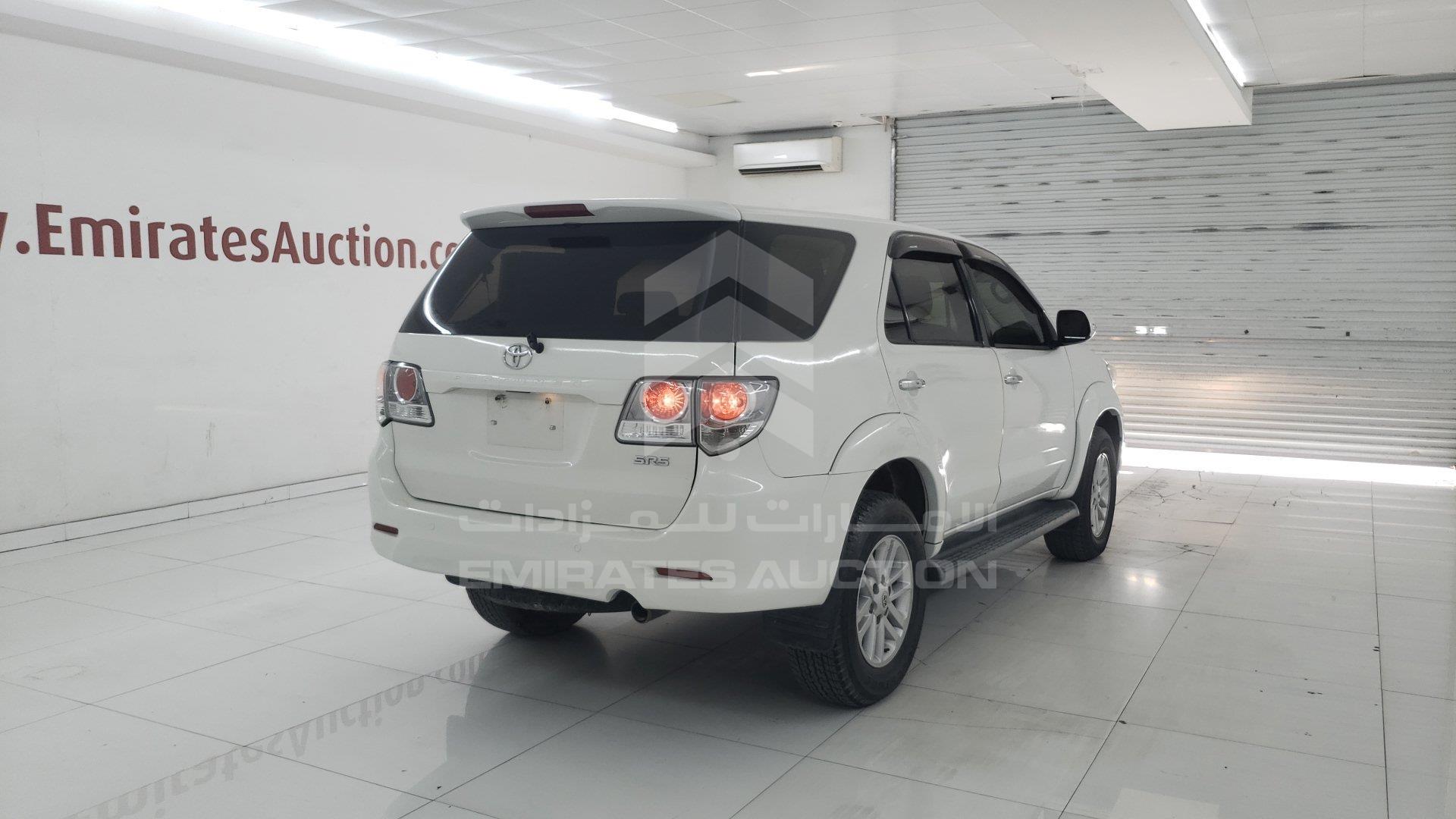 MHFYX59G0D8044989 - 2013 Toyota Fortuner - #356025