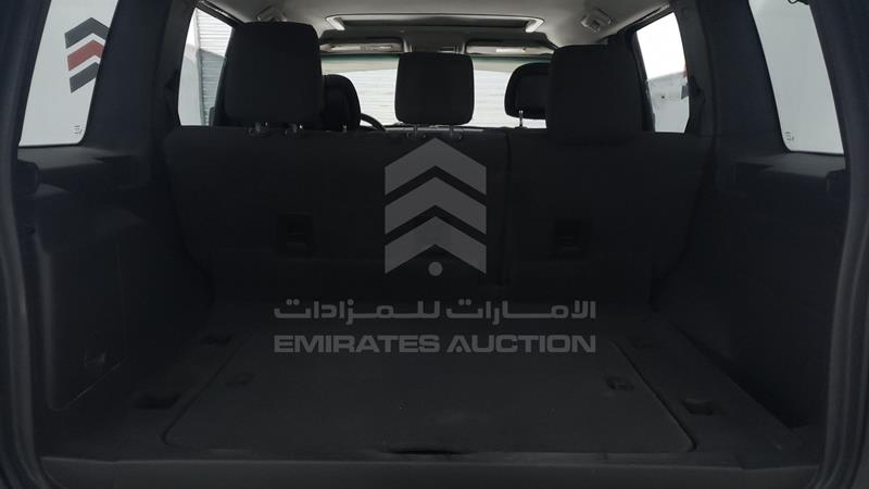 1J4PN2GKXAW148555 Auction: EmiratesAuction Lot: 406545 1J4PN2GKXAW148555 Jeep Cherokee 2010 BLACK Photo 22