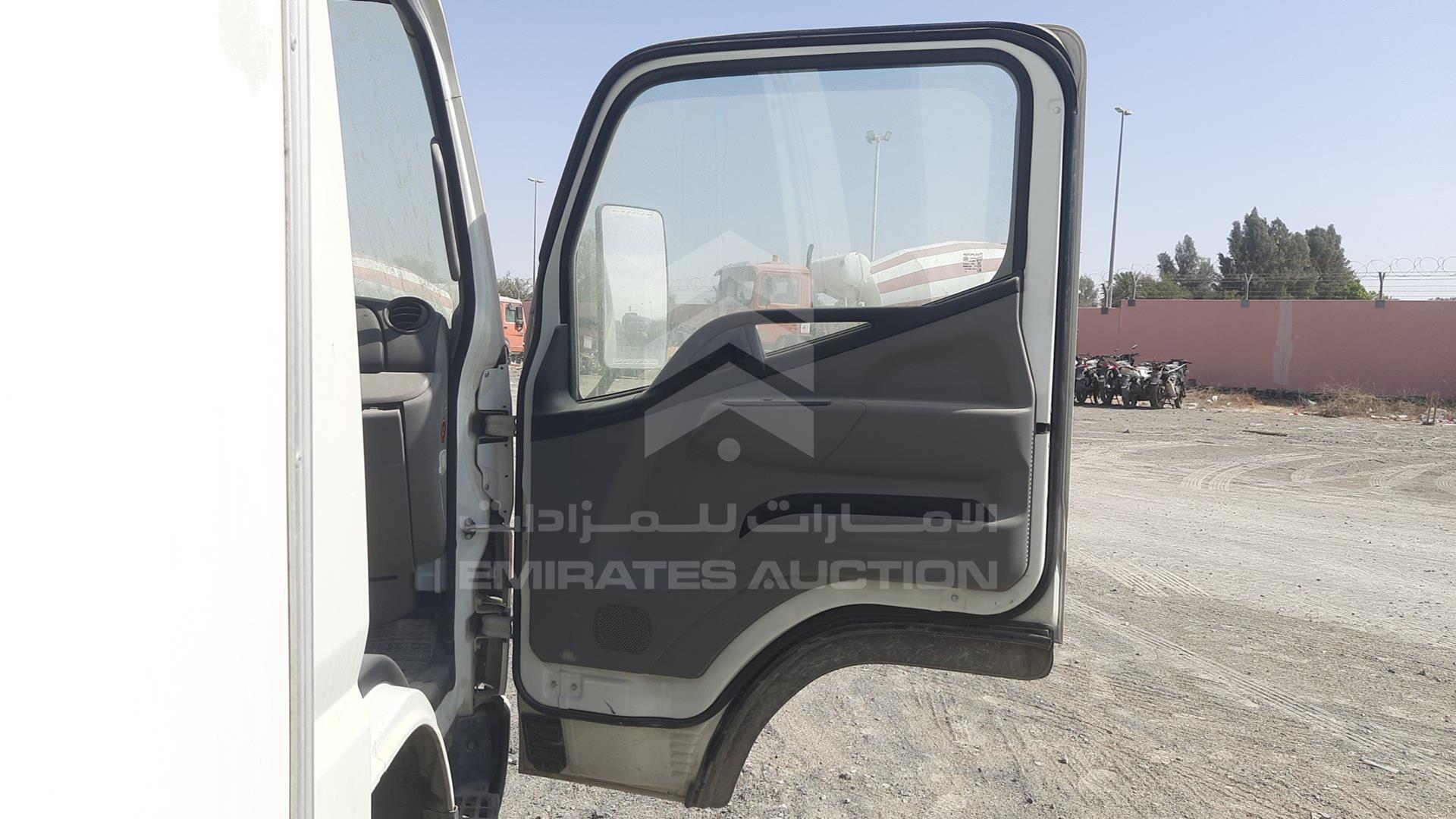 2021 MITSUBISHI CANTER VIN: JL6BDG6A2MK005224