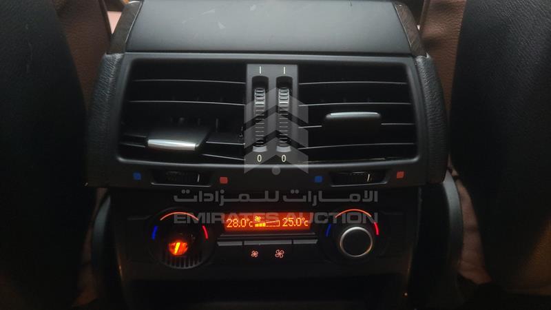 WBAZV4102DL926884 Auction: EmiratesAuction Lot: 409005 WBAZV4102DL926884 BMW X5 2013 GREY Photo 27