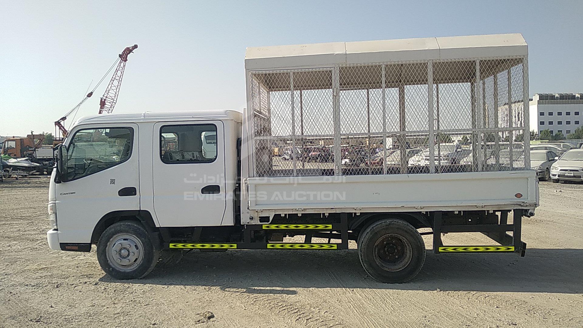 2015 MITSUBISHI CANTER VIN: JL7B6E1P0FK028476