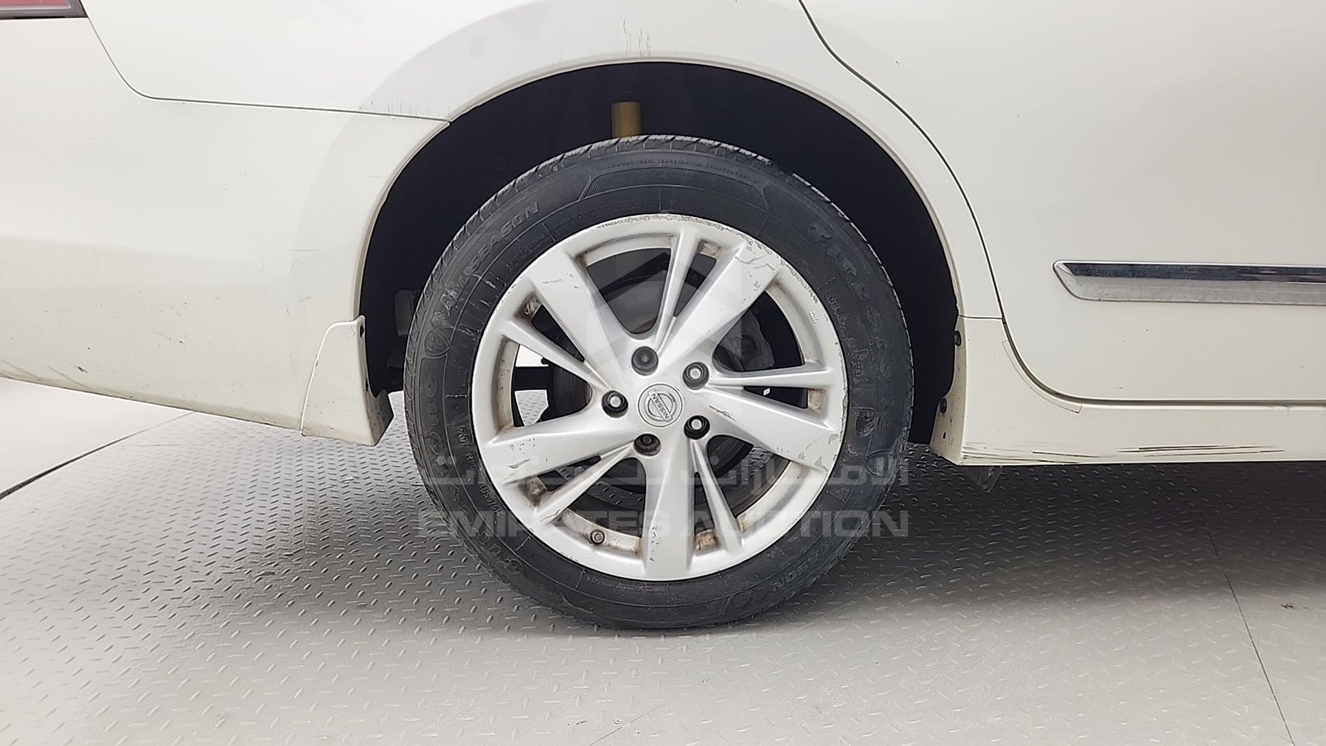 2015 NISSAN ALTIMA VIN: 1N4AL3AP2FC155266