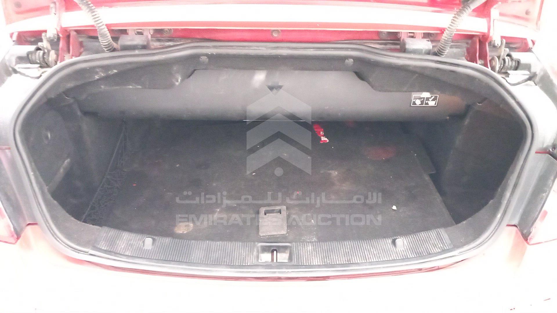 2011 MERCEDES E200 VIN: WDD2074481F114665