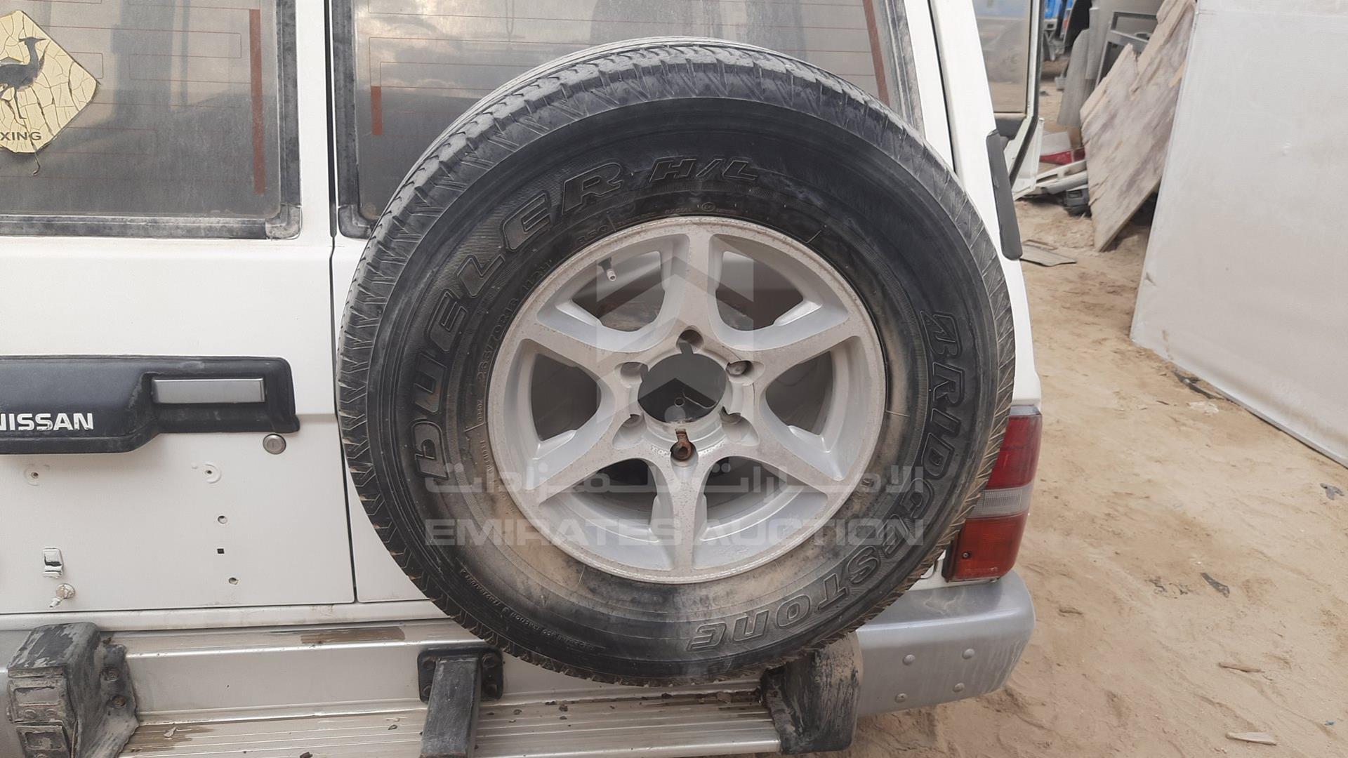 1993 NISSAN PATROL VIN: WGY60366163