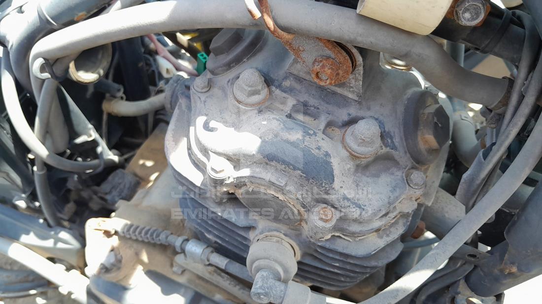 6 Motorbikes — Engine Bay — Photo 27
