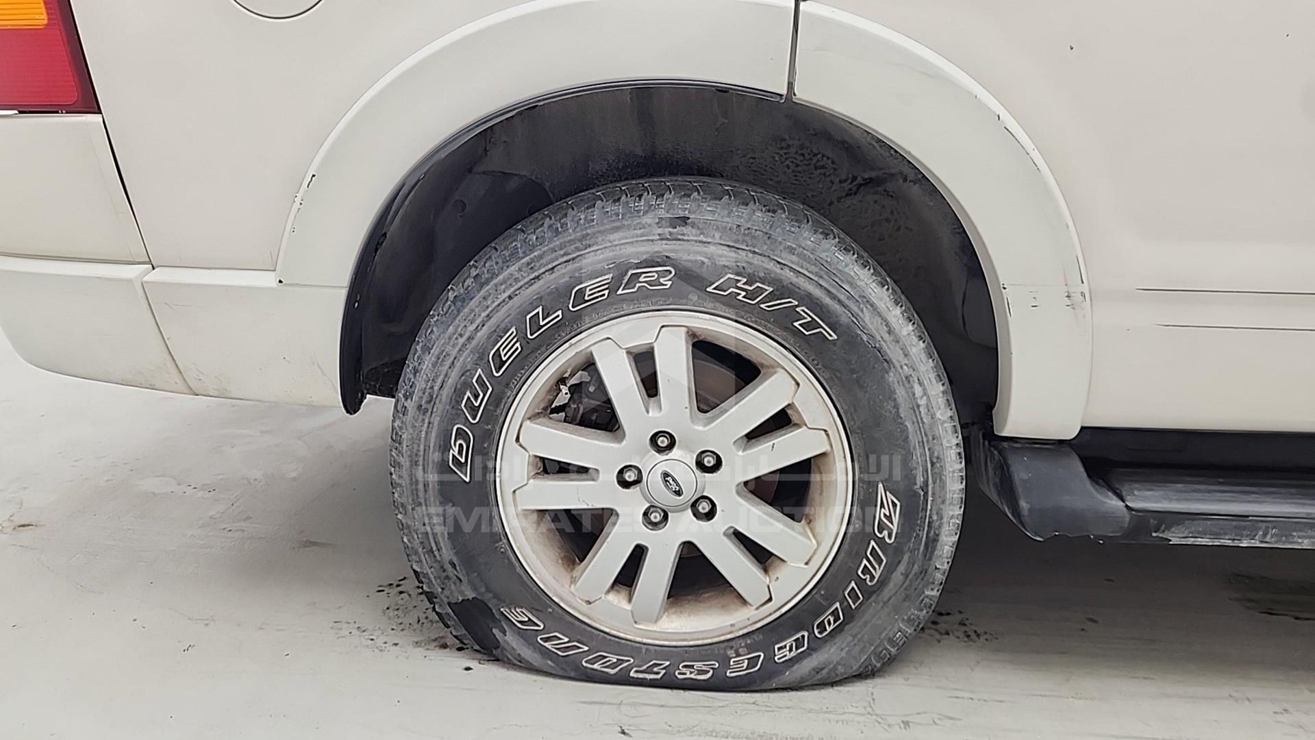 2008 FORD EXPLORER VIN: 1FMEU73E88UA72025