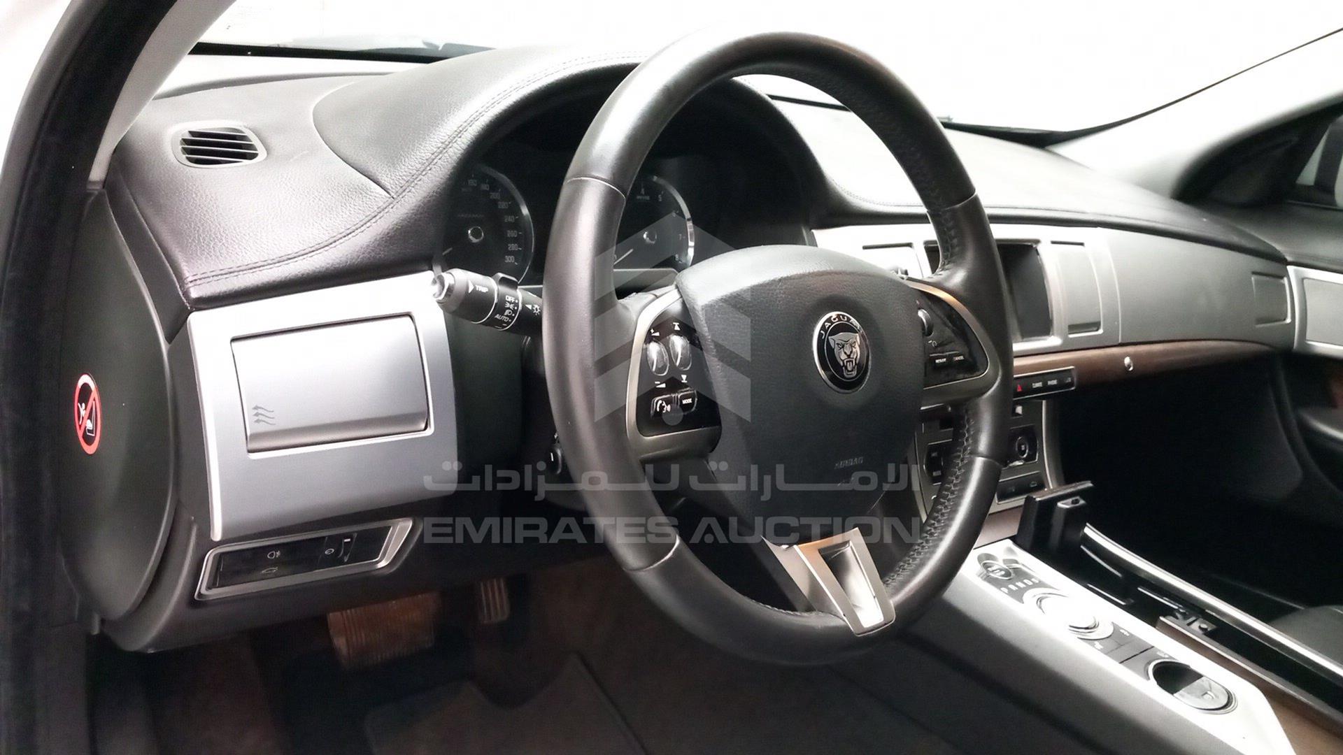 2015 JAGUAR XF VIN: SAJAA05NXFPU68552