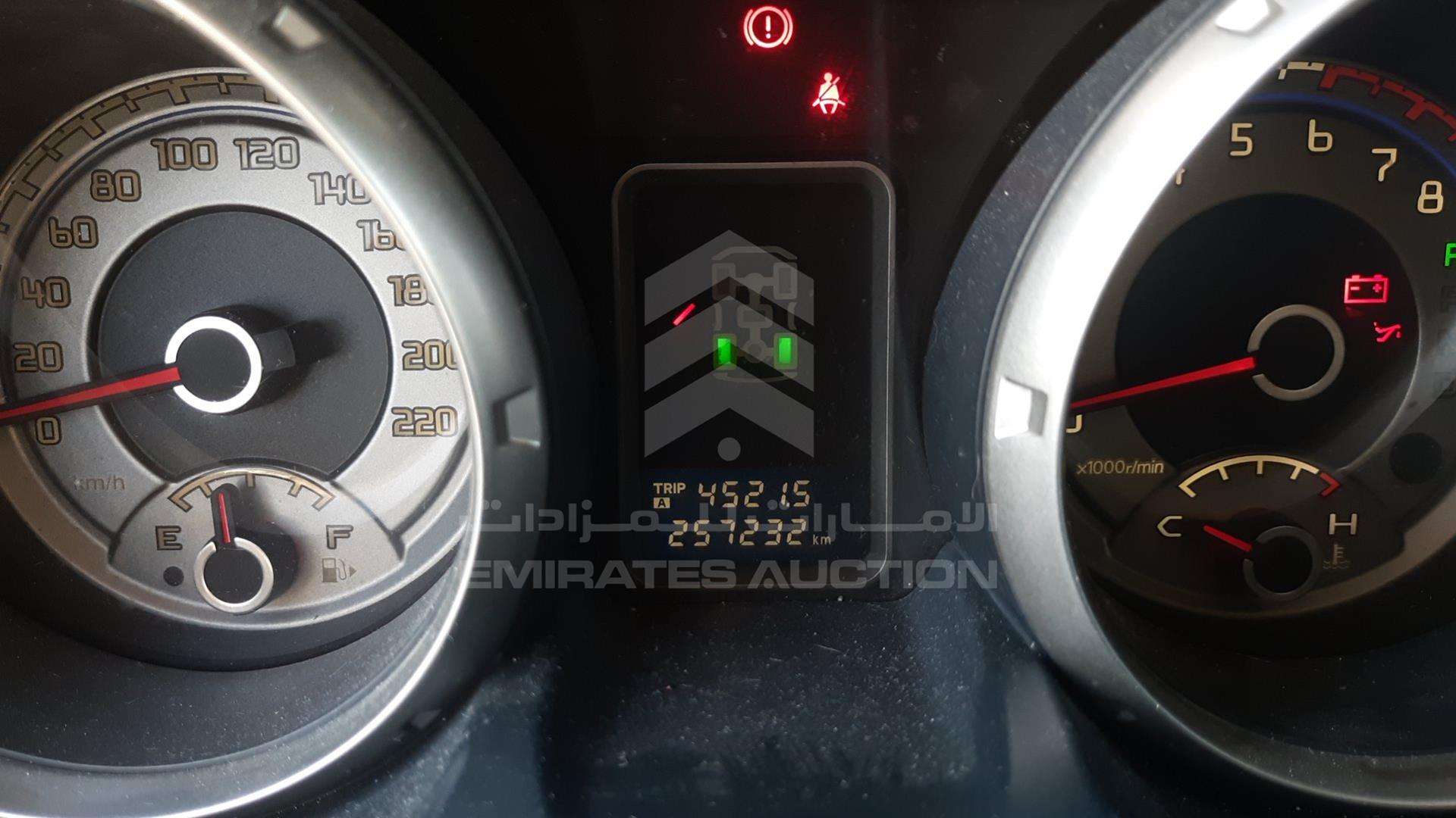2011 MITSUBISHI PAJERO VIN: JMYLRV95WBJ707286