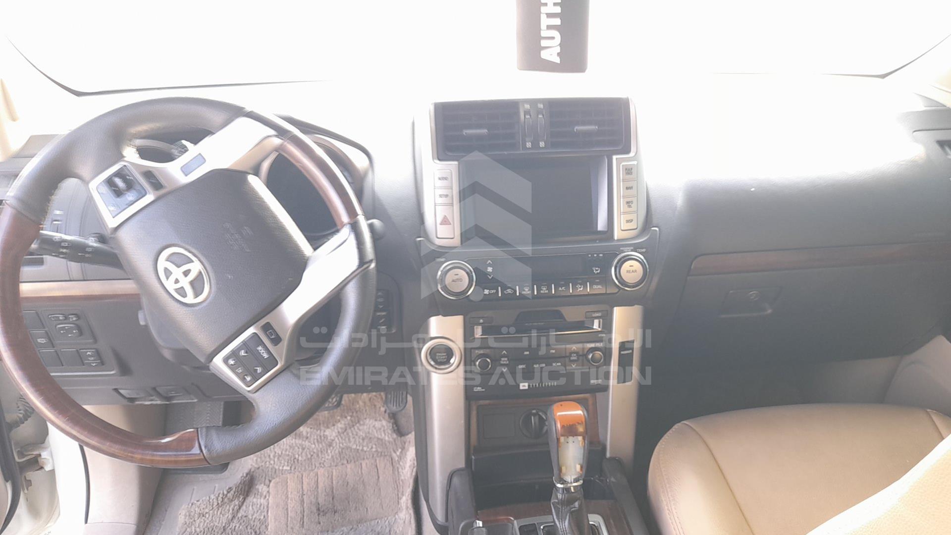 2010 TOYOTA LAND CRUISER PRADO VIN: JTEBU3FJ8AK011909