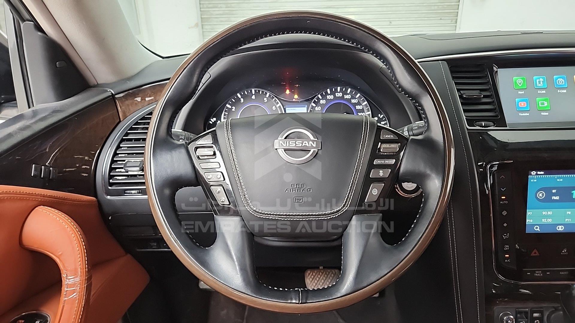 2011 INFINITI QX56 VIN: JNRAZ25Y0B9000342