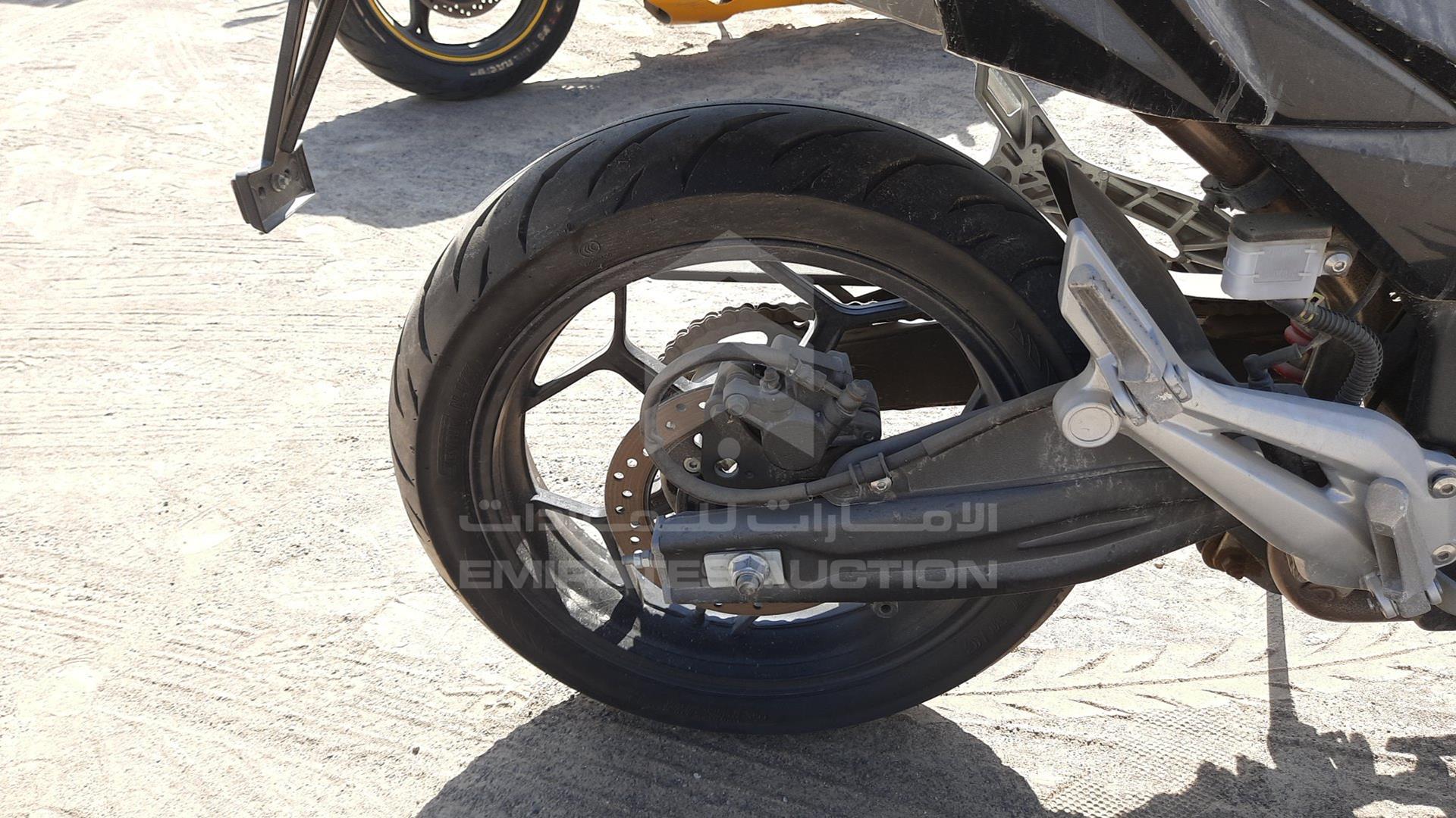 0 MOTORBIKE --- VIN: HY2PEANDXPB000392