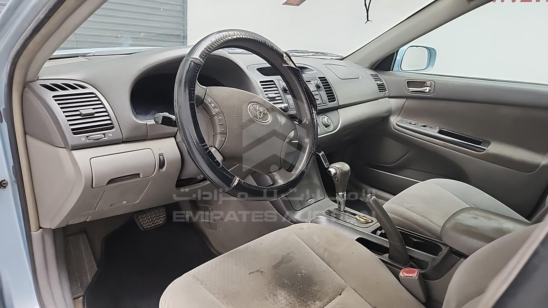 2005 TOYOTA CAMRY VIN: 4T1BE30KX5U567728