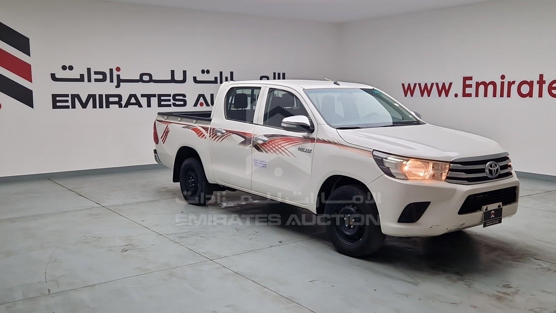 2016 TOYOTA HILUX VIN: MR0JB6CDXG1750298