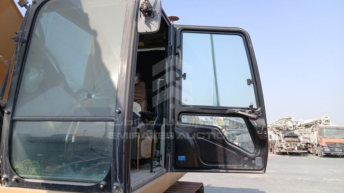 2016 Caterpillar 330D — Front Left Door — Photo 11