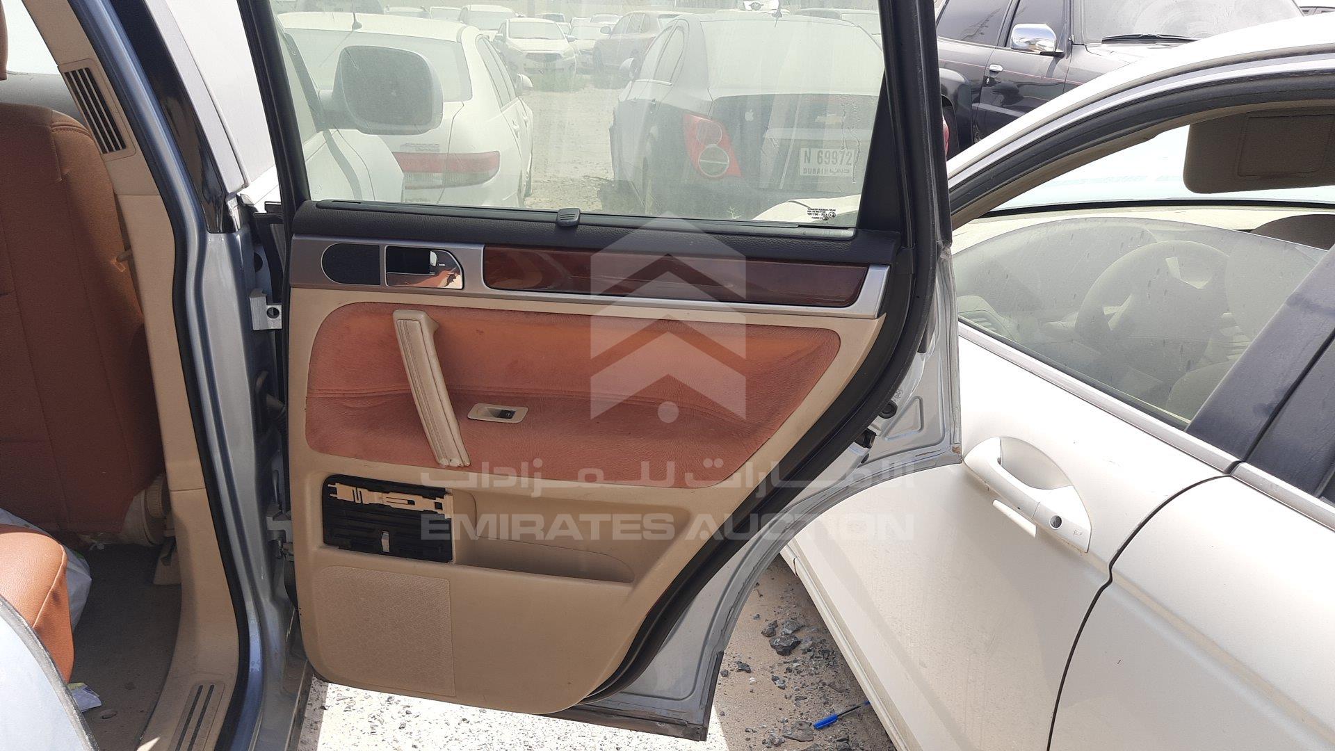 WVGAE27L06D048337 - 2006 Volkswagen Touareg - #353928