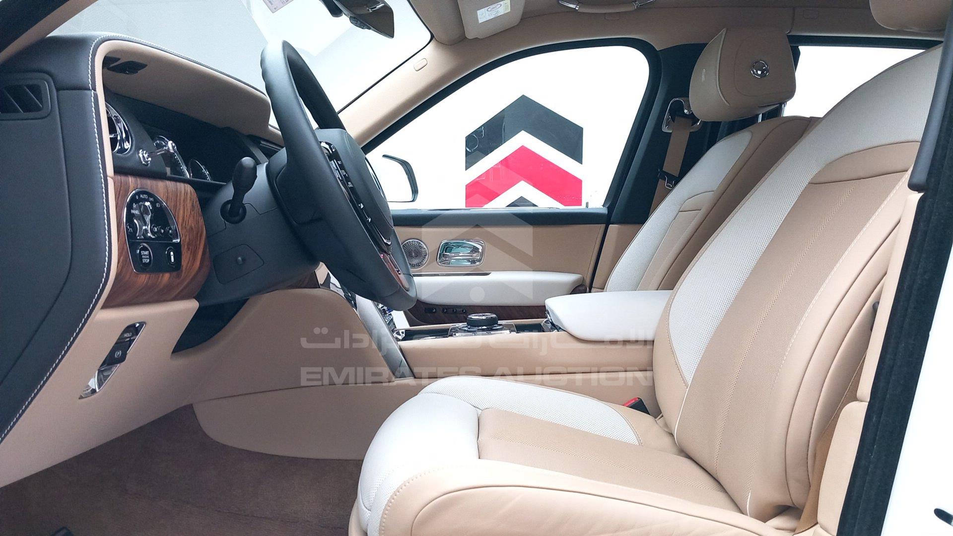 2020 ROLLS-ROYCE CULLINAN VIN: SLATV4A06LU111161