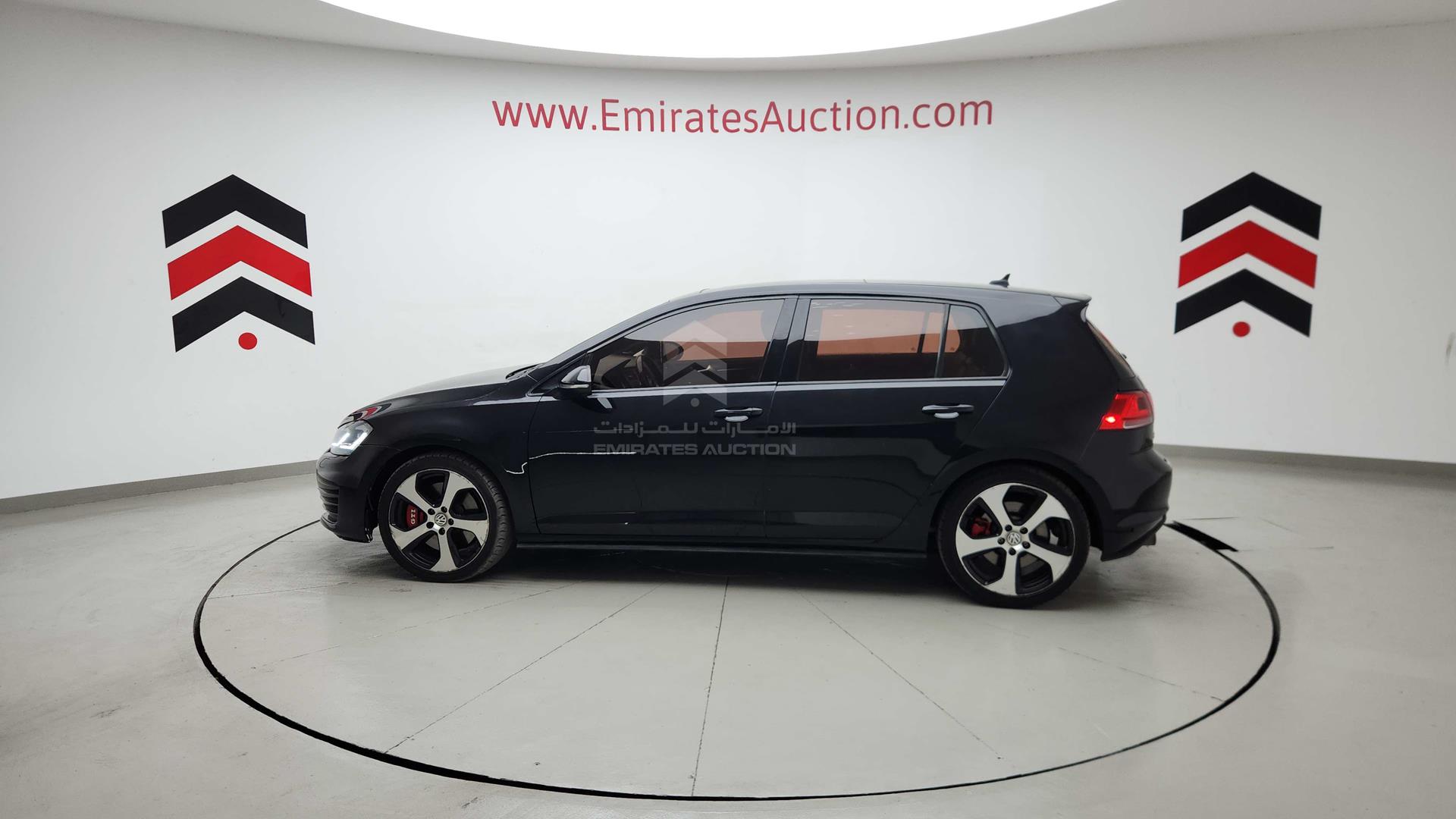 2016 VOLKSWAGEN GOLF VIN: 3VW547AU3GM022440