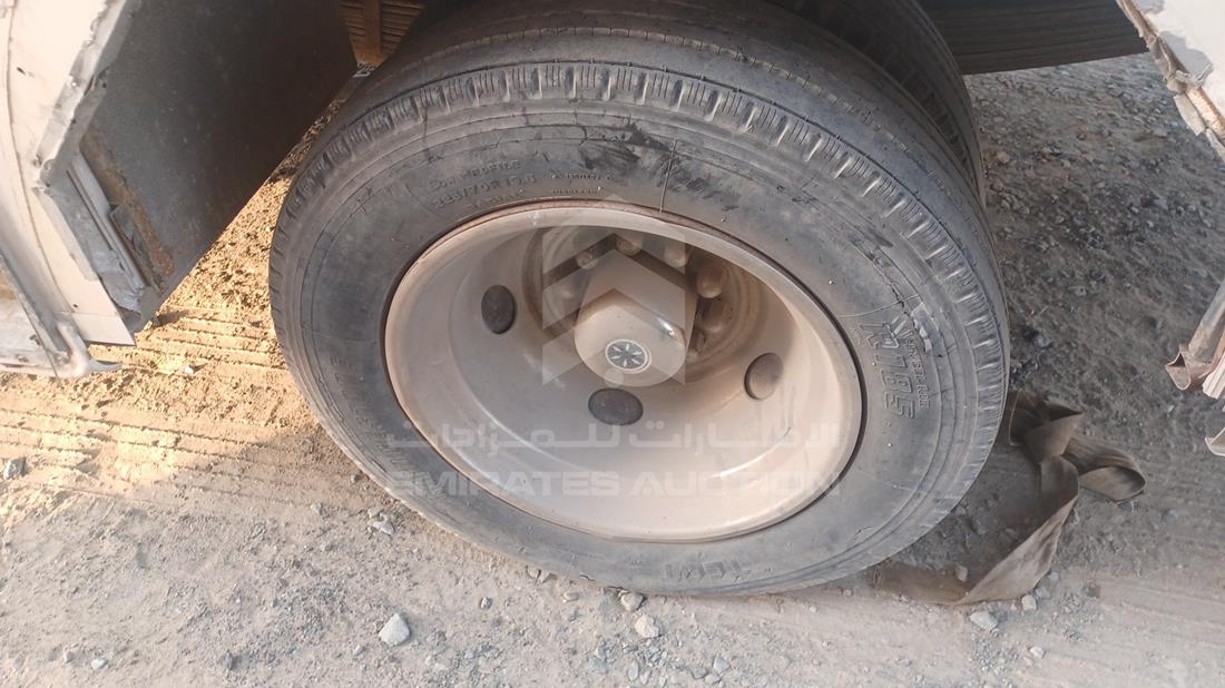 Caravan — Rear Left Tyre — Photo 36