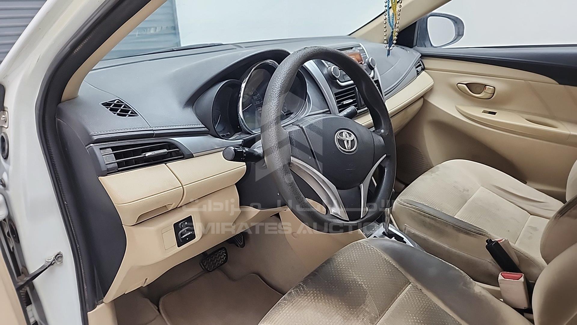 2015 TOYOTA YARIS VIN: MHFBT9F34F6028237
