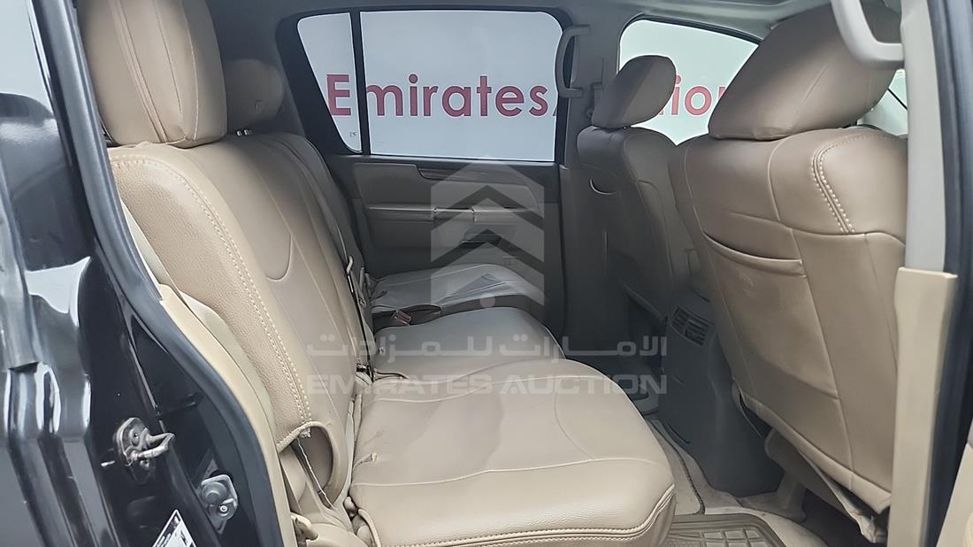 نيسان أرمادا 2012 — زاوية الراكب الخلفي اليمنى — صورة 25