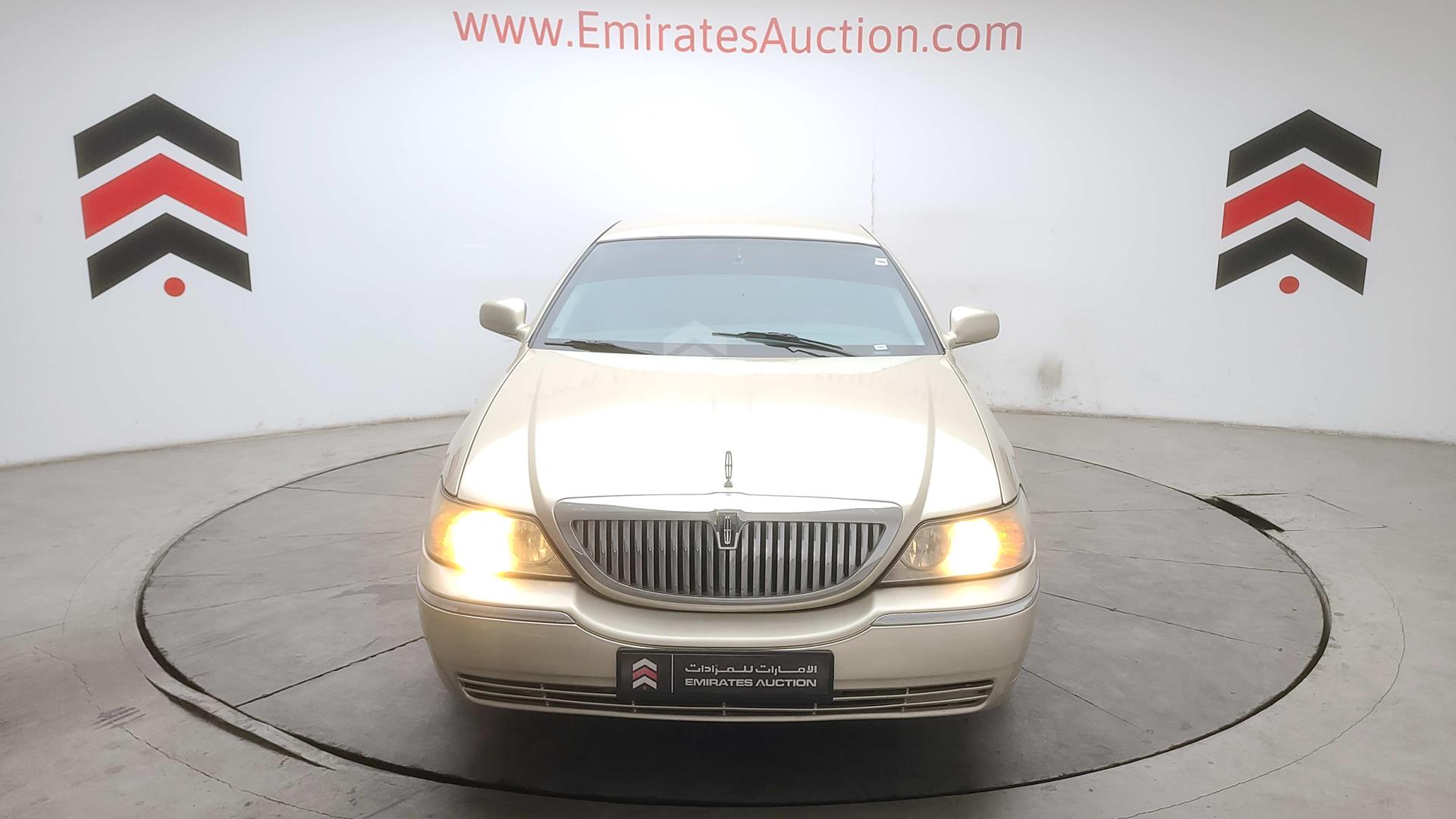 2011 LINCOLN TOWN CAR VIN: 2LNBL8CV5BX763394