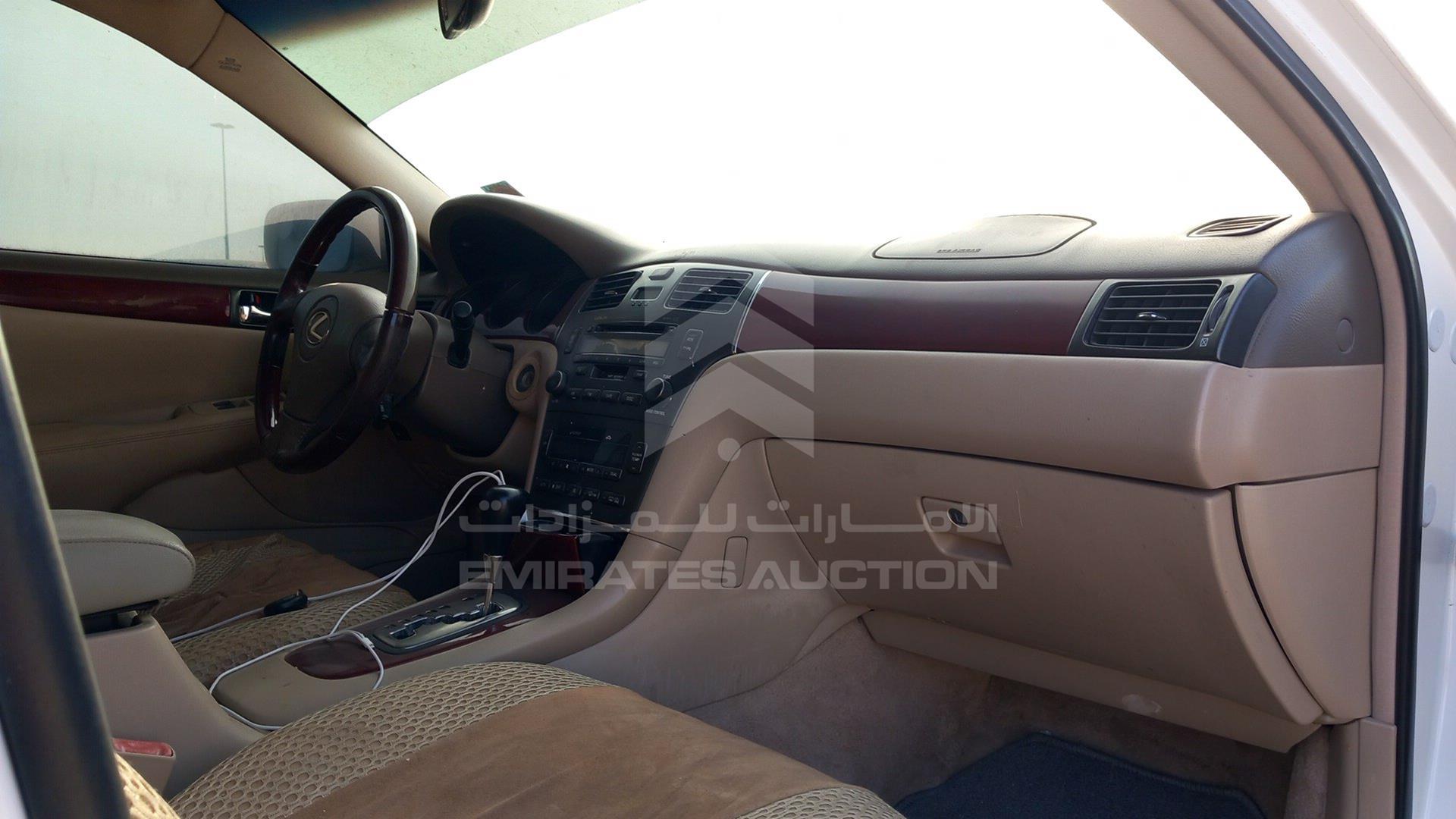 2003 LEXUS ES 300 VIN: JTHBF30G935039164