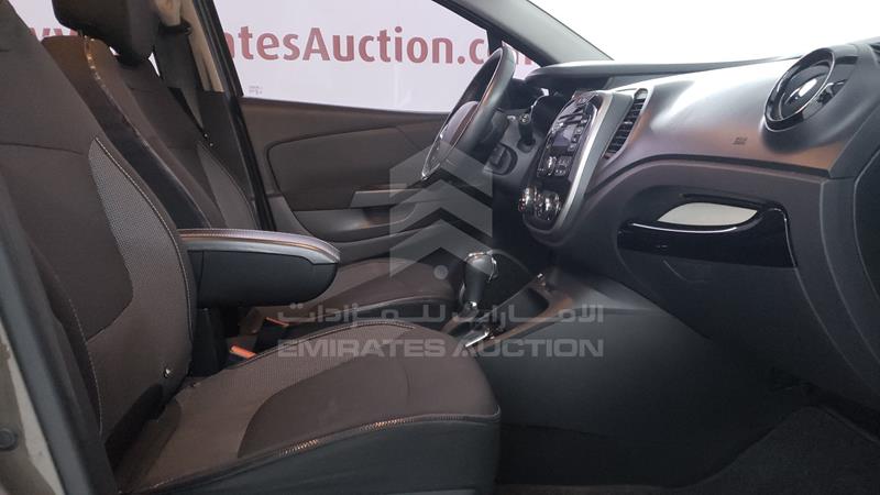 VF12RRHE8GW548059 Auction: EmiratesAuction Lot: 413690 VF12RRHE8GW548059 Renault Captur 2016 BROWN Photo 24