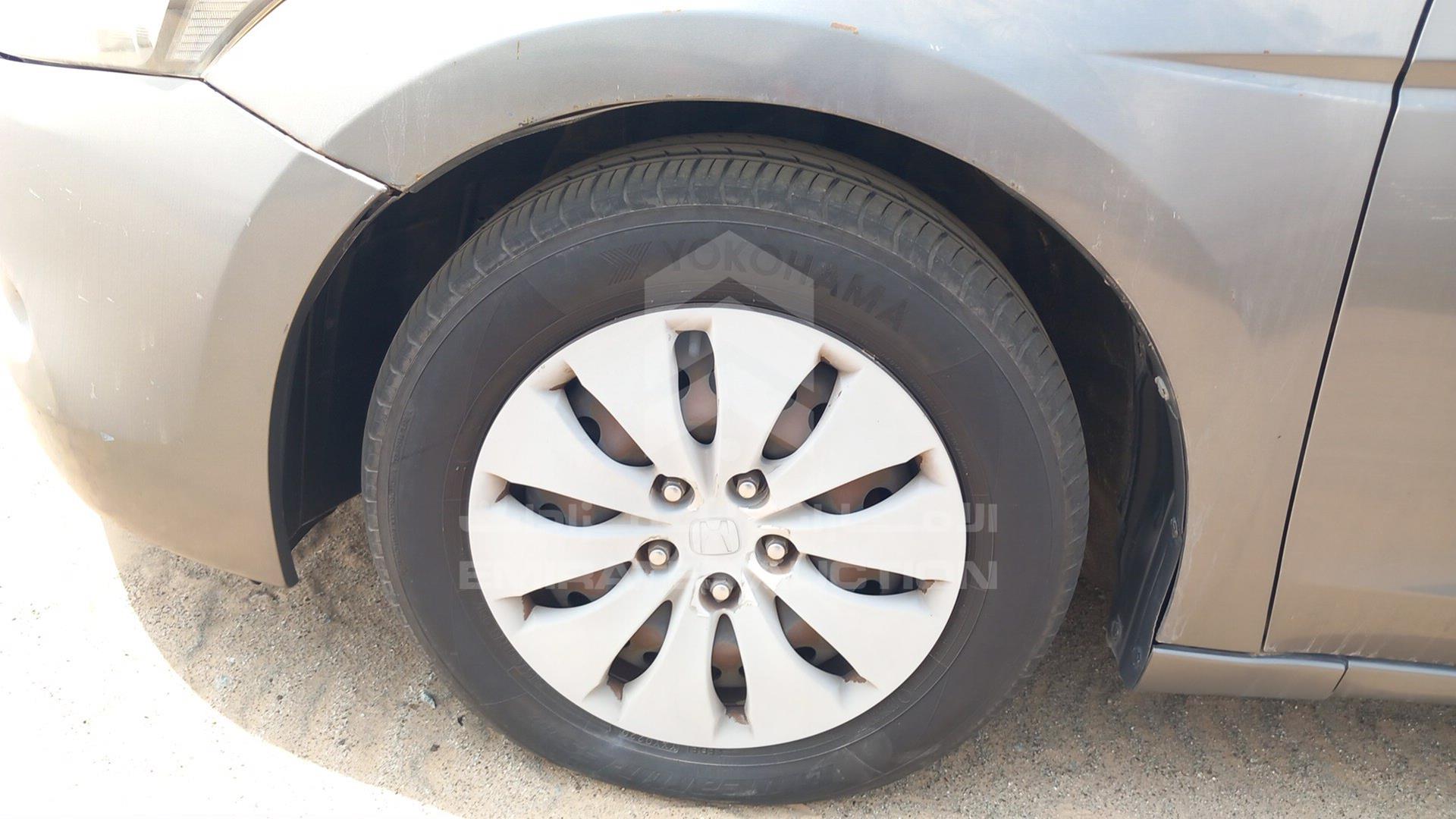 2009 HONDA ACCORD VIN: JHMCP26329C412386